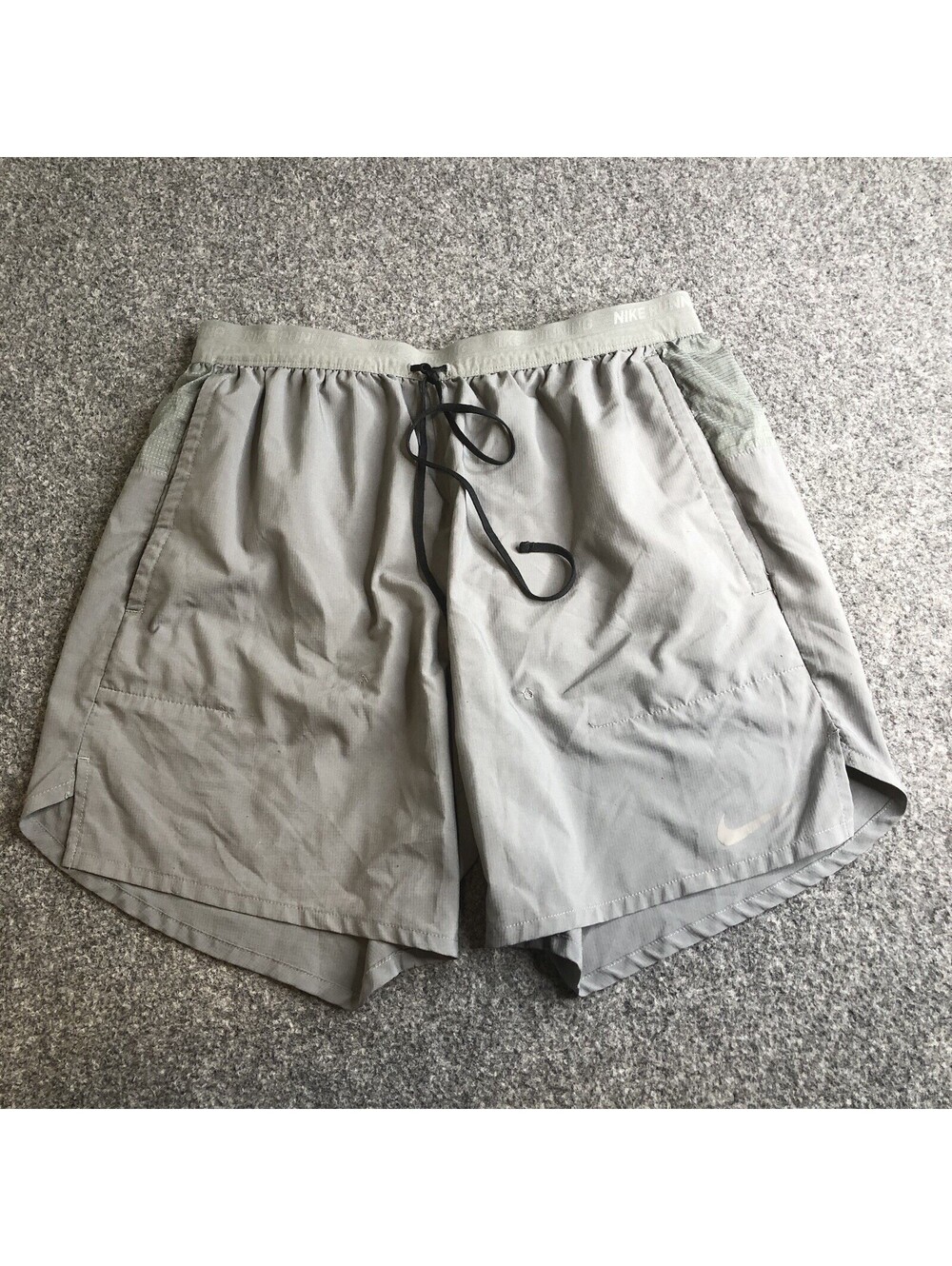 Nike Dri-FIT Running Shorts Mens Medium Gray 7 Inch Lined Athletic Gym DM4761